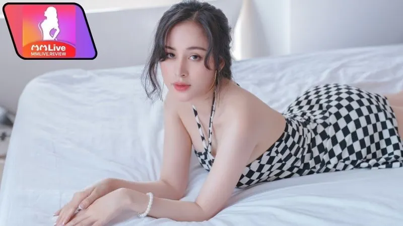 Con đường nổi tiếng của Bà Tưng