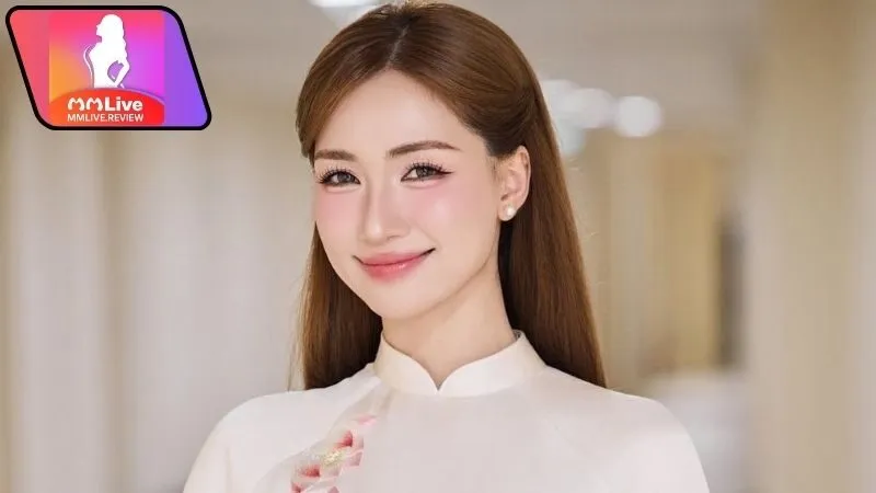 Hòa Minzy là ai? Tiểu sử và sự nghiệp ca hát